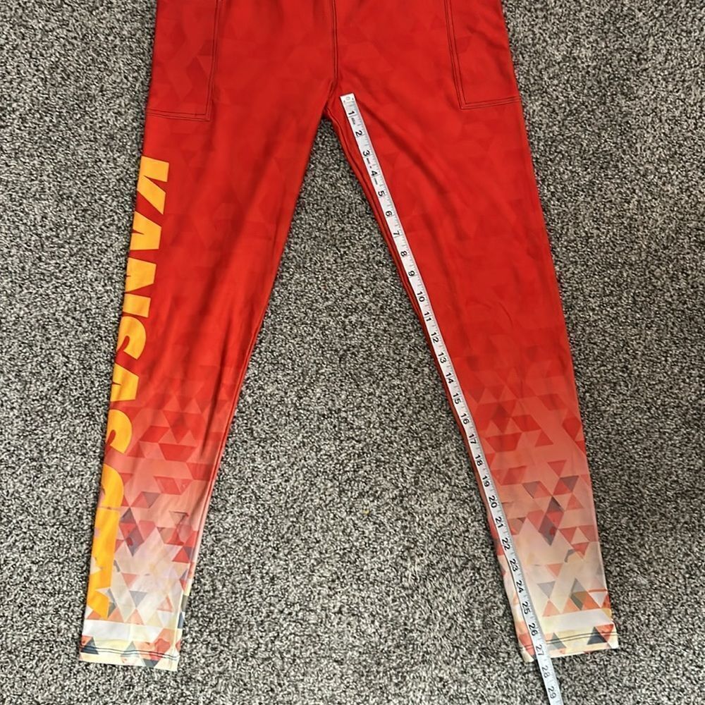 MOONSHINE & LACE Boutique Kansas City Leggings - Picture 6 of 10